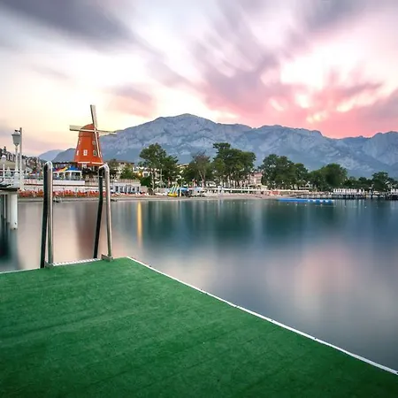 Orange County (adults Only) 5*